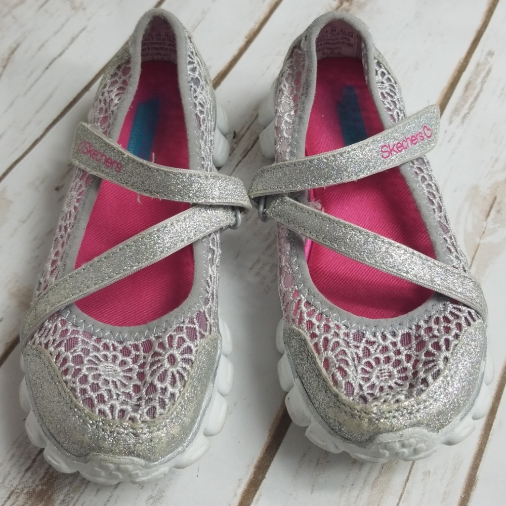 Skechers sneakers